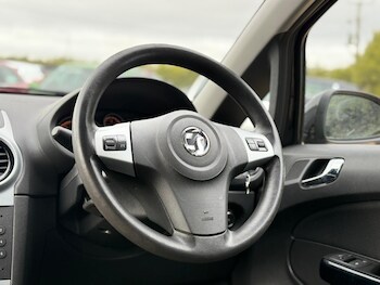 Used Vauxhall Corsa 2012 for sale - 77853070: Photo