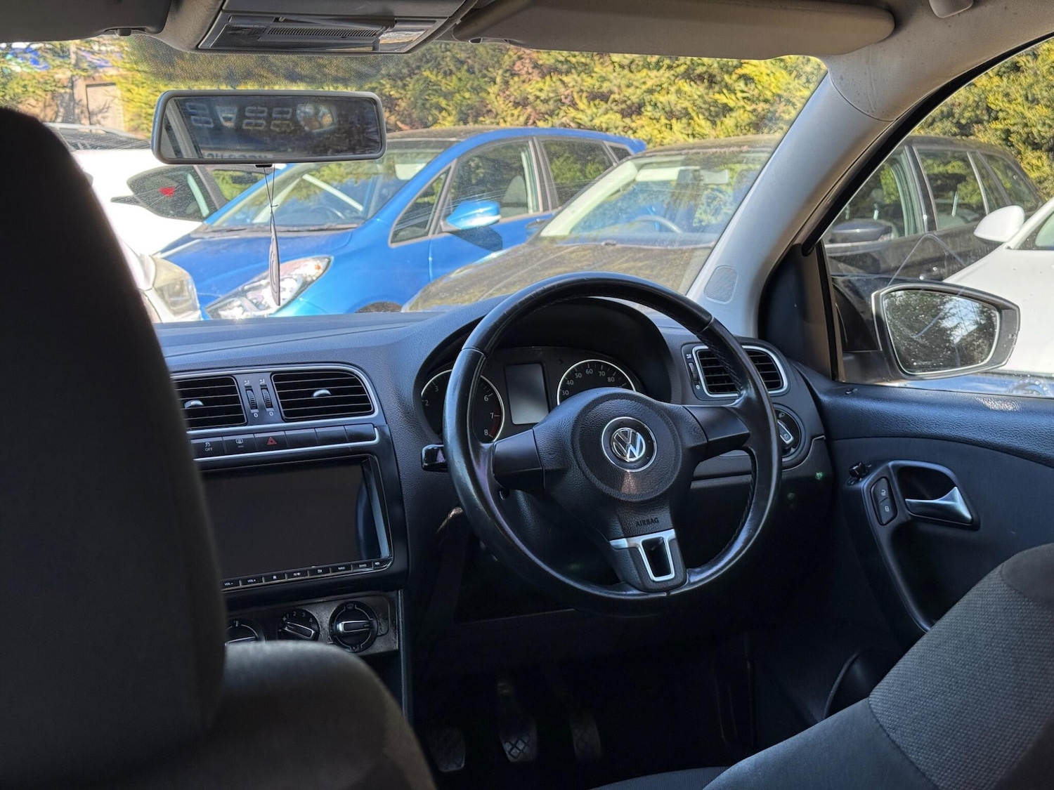 Used Volkswagen Polo 2011 for sale - 78206443: Photo 4