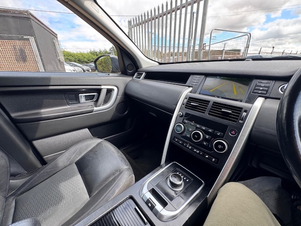 Used Land Rover Discovery Sport 2017 for sale - 75589628: Photo 22