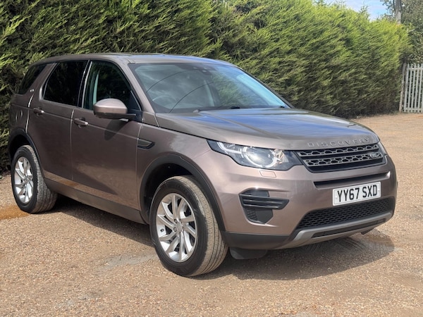 Used Land Rover Discovery Sport 2017 for sale - 75589628: Photo 2