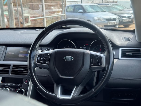 Used Land Rover Discovery Sport 2017 for sale - 75589628: Photo 38