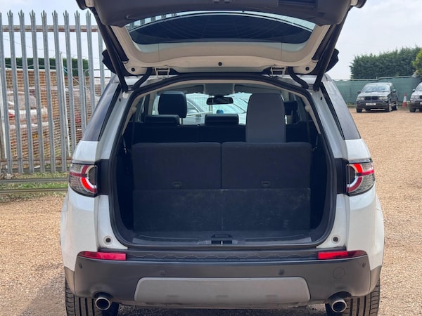 Used Land Rover Discovery Sport 2016 for sale - 75339607: Photo 26