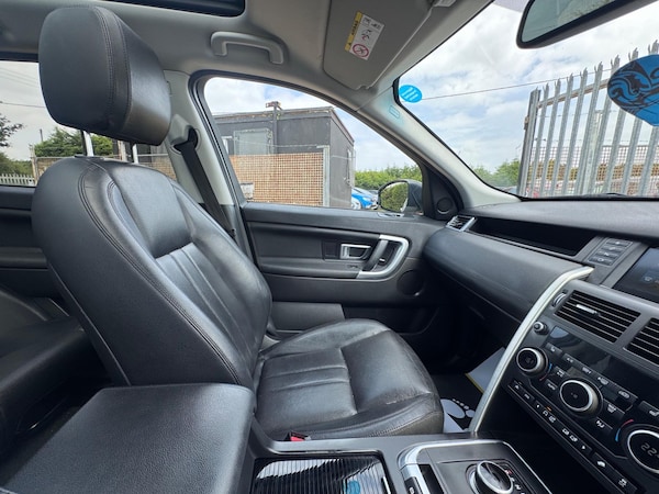 Used Land Rover Discovery Sport 2016 for sale - 75339607: Photo 39