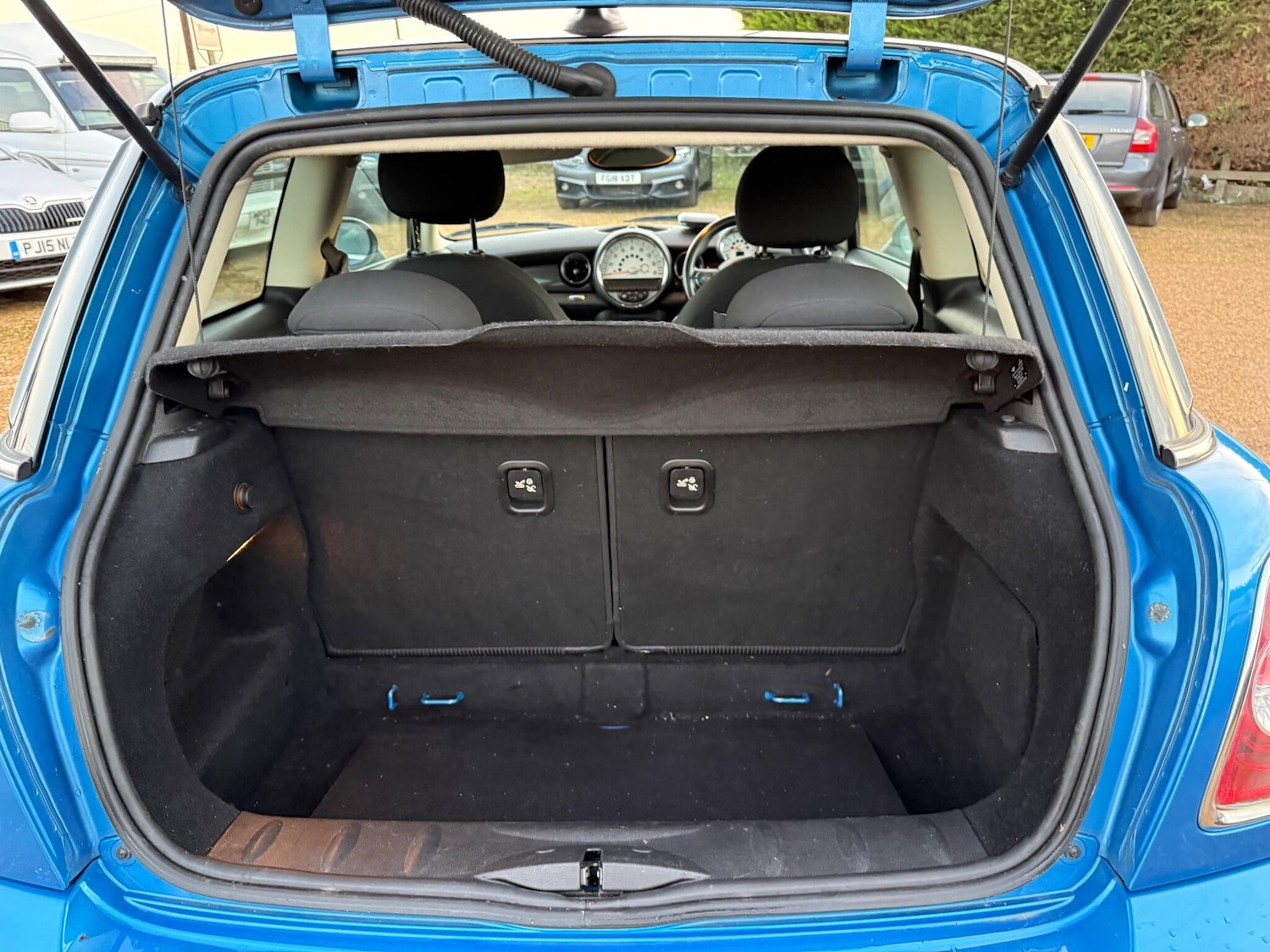 Used MINI Hatch 2011 for sale - 76701754: Photo 27