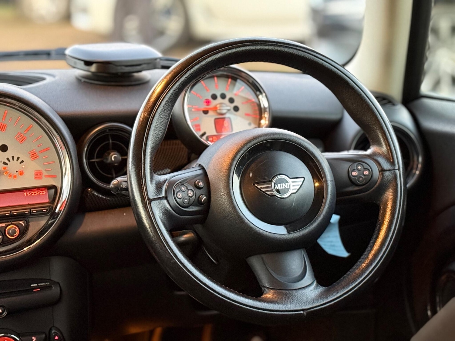 Used MINI Hatch 2011 for sale - 76701754: Photo 3