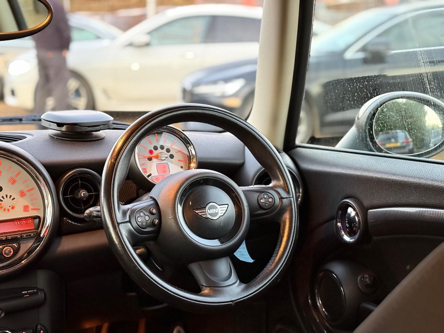 Used MINI Hatch 2011 for sale - 76701754: Photo 33