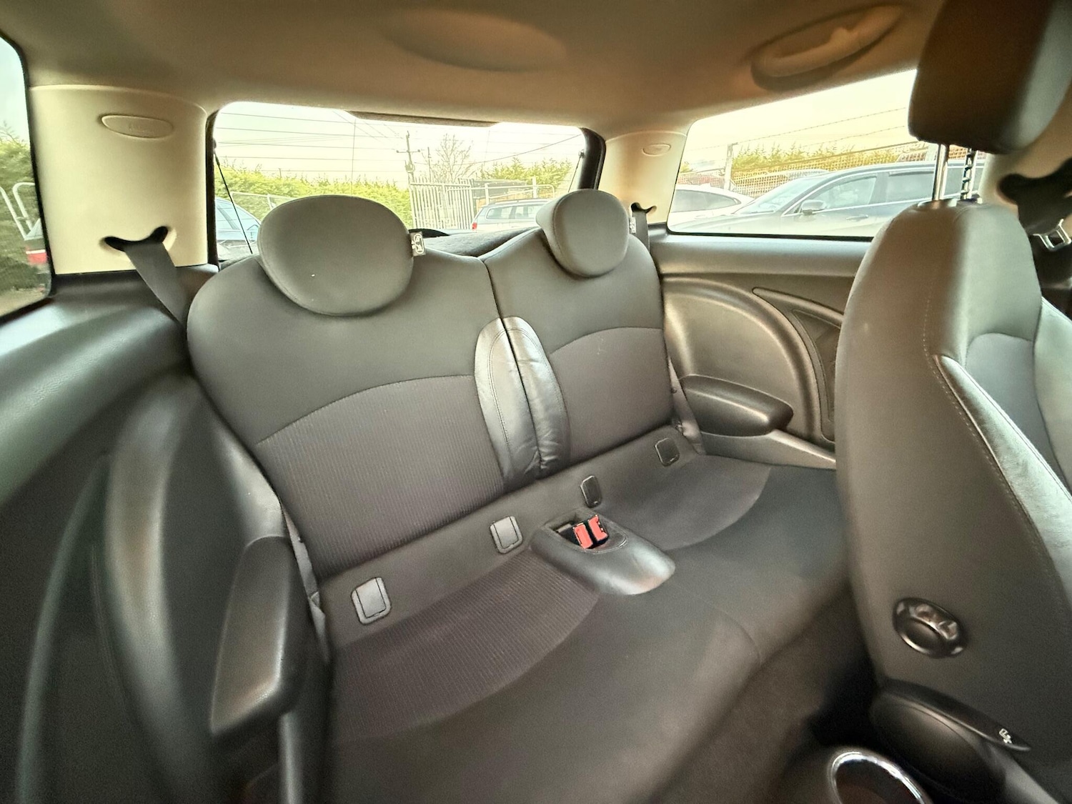 Used MINI Hatch 2011 for sale - 76701754: Photo 37