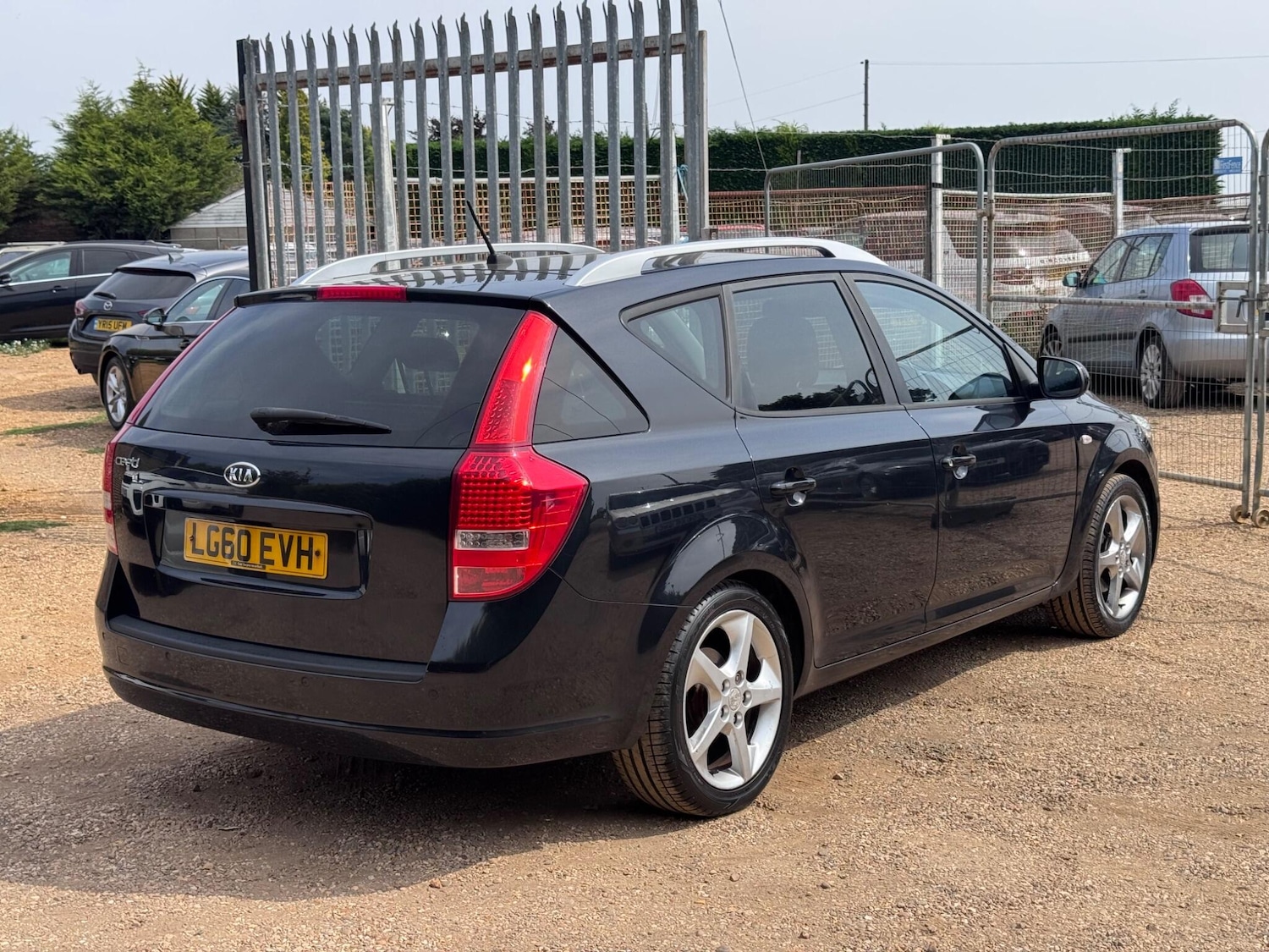Used Kia Ceed 2010 for sale - 76988862: Photo 13