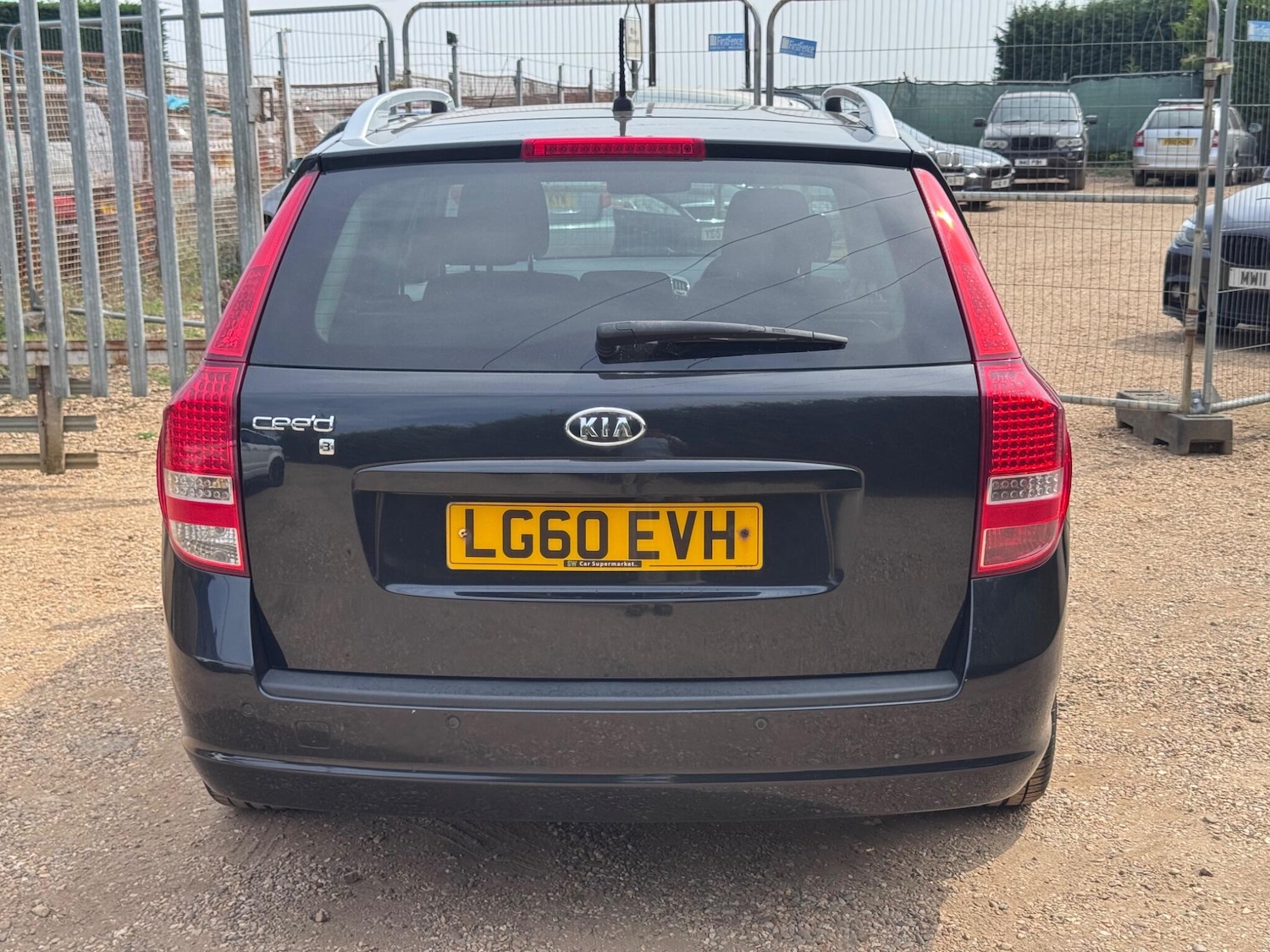 Used Kia Ceed 2010 for sale - 76988862: Photo 19