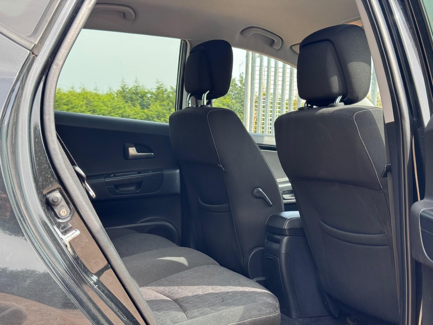 Used Kia Ceed 2010 for sale - 76988862: Photo 23