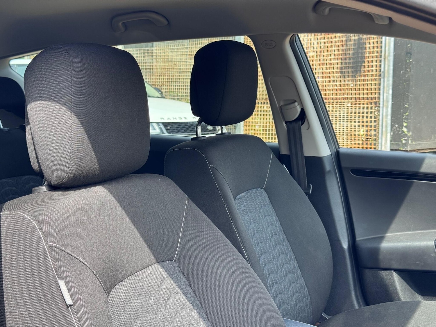 Used Kia Ceed 2010 for sale - 76988862: Photo 33