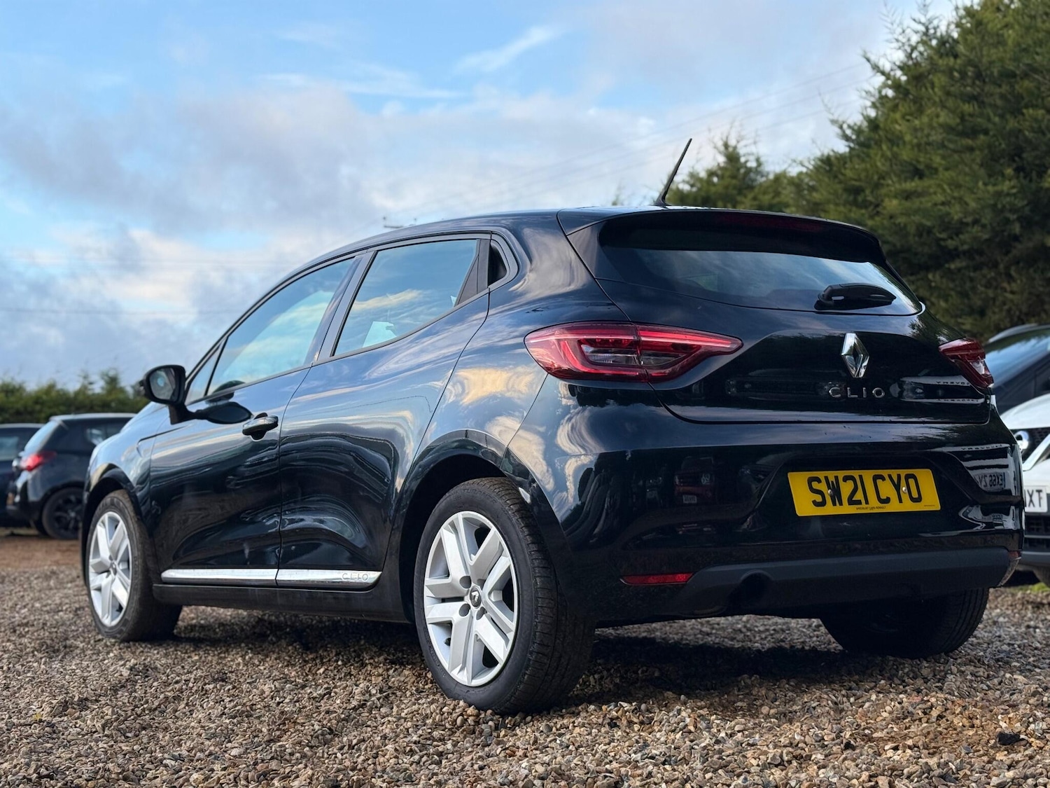 Used Renault Clio 2021 for sale - 77271384: Photo 10