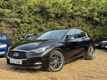 Used Infiniti Q30 2017 for sale - 78561061: Photo