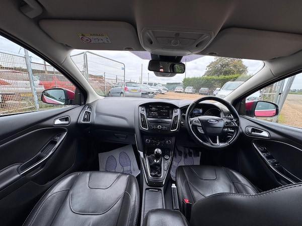 Used Ford Focus 2015 for sale - 76238996: Photo 19