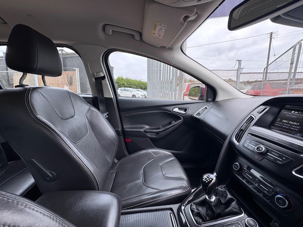 Used Ford Focus 2015 for sale - 76238996: Photo 29