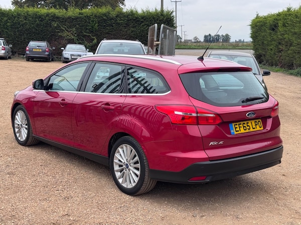 Used Ford Focus 2015 for sale - 76238996: Photo 9