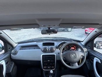 Used Dacia Duster 2016 for sale - 78560939: Photo