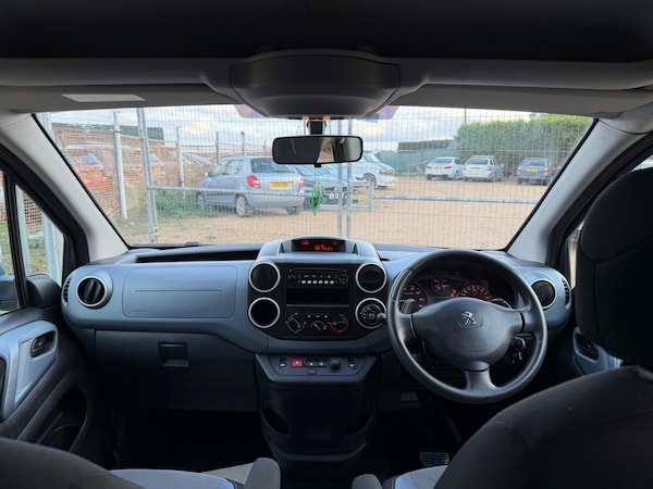 Used Peugeot Partner Tepee 2013 for sale - 76122042: Photo 29