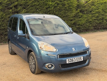 Used Peugeot Partner Tepee 2013 for sale - 76122042: Photo 2