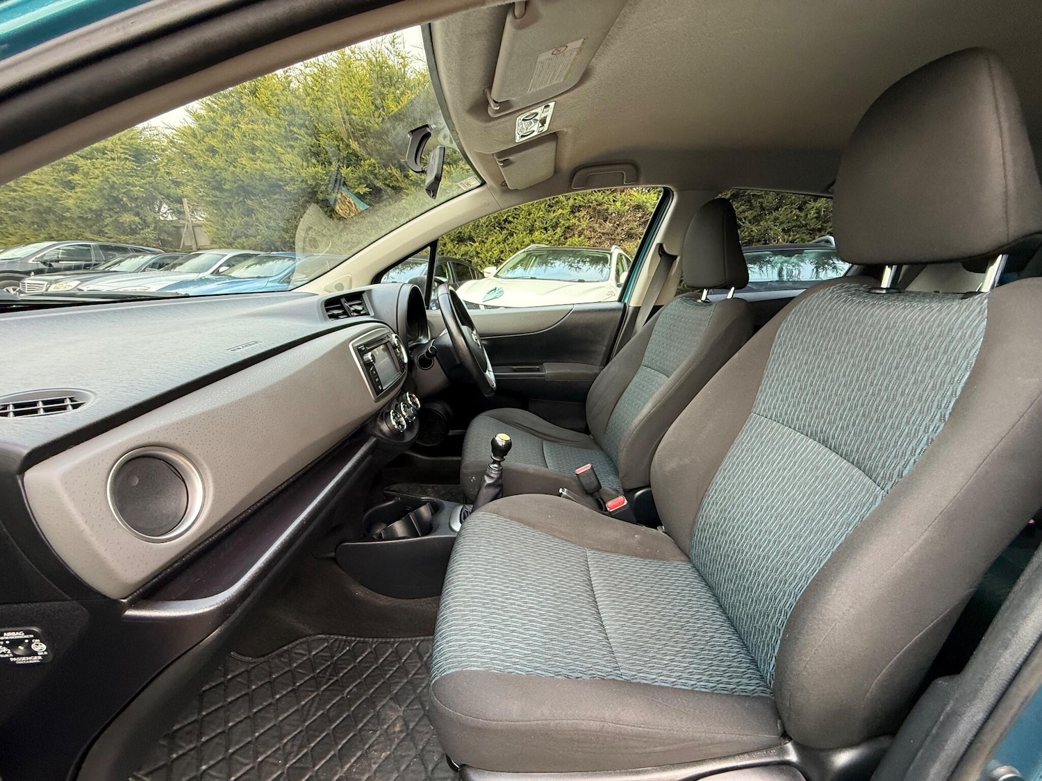 Used Toyota Yaris for sale - 77074391: Photo 14