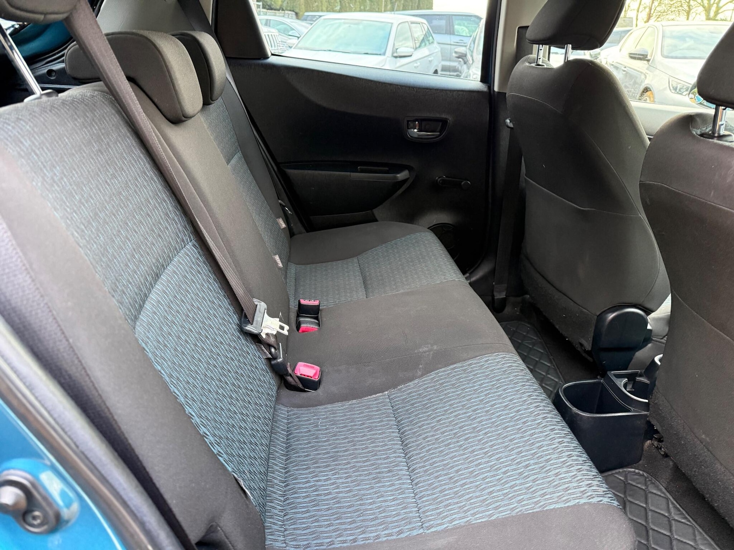 Used Toyota Yaris for sale - 77074391: Photo 15