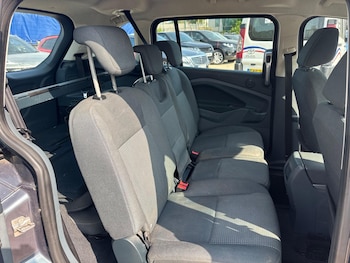 Used Ford Grand C-Max 2013 for sale - 79303477: Photo