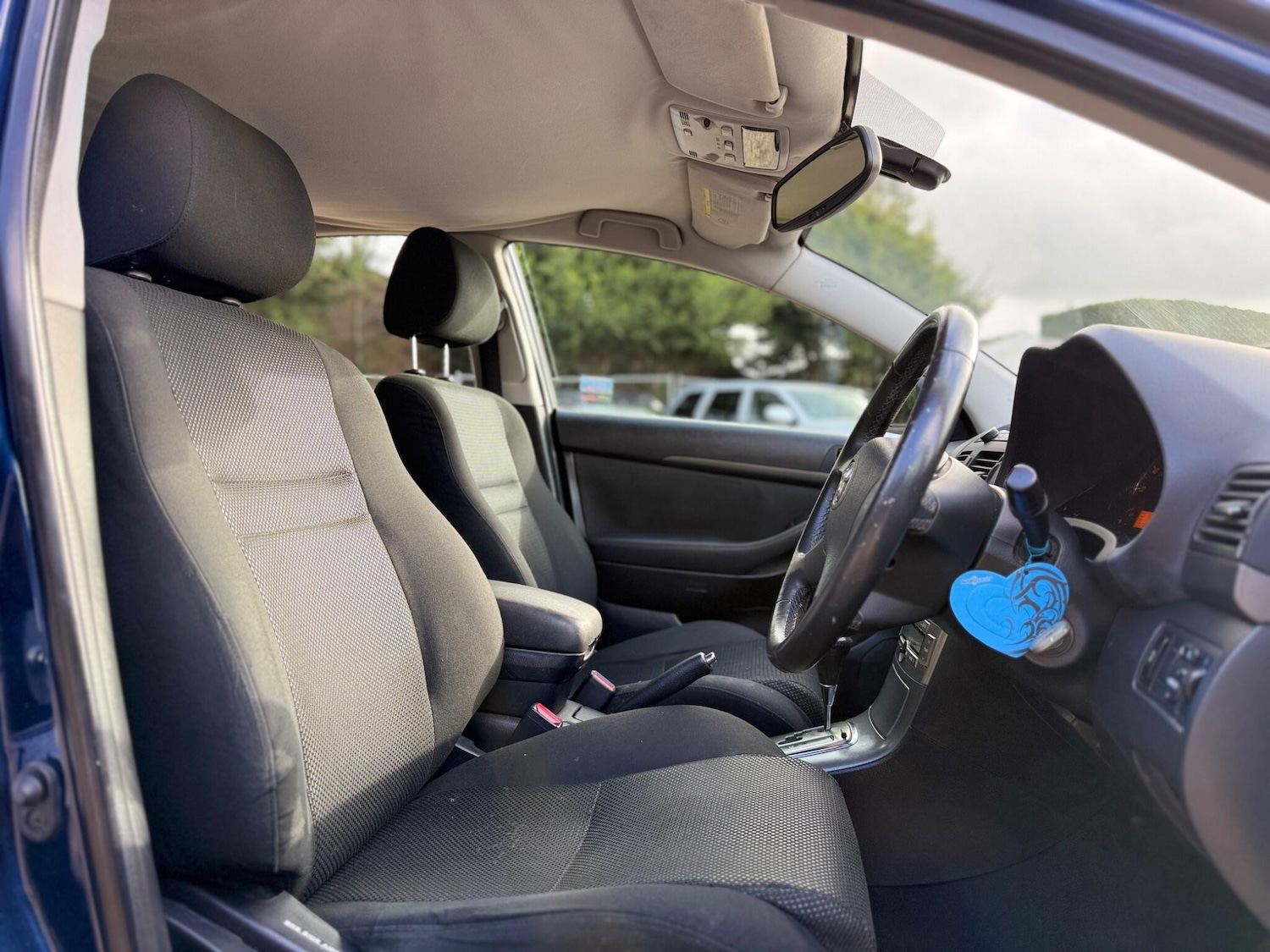 Used Toyota Avensis 2005 for sale - 77637879: Photo 18