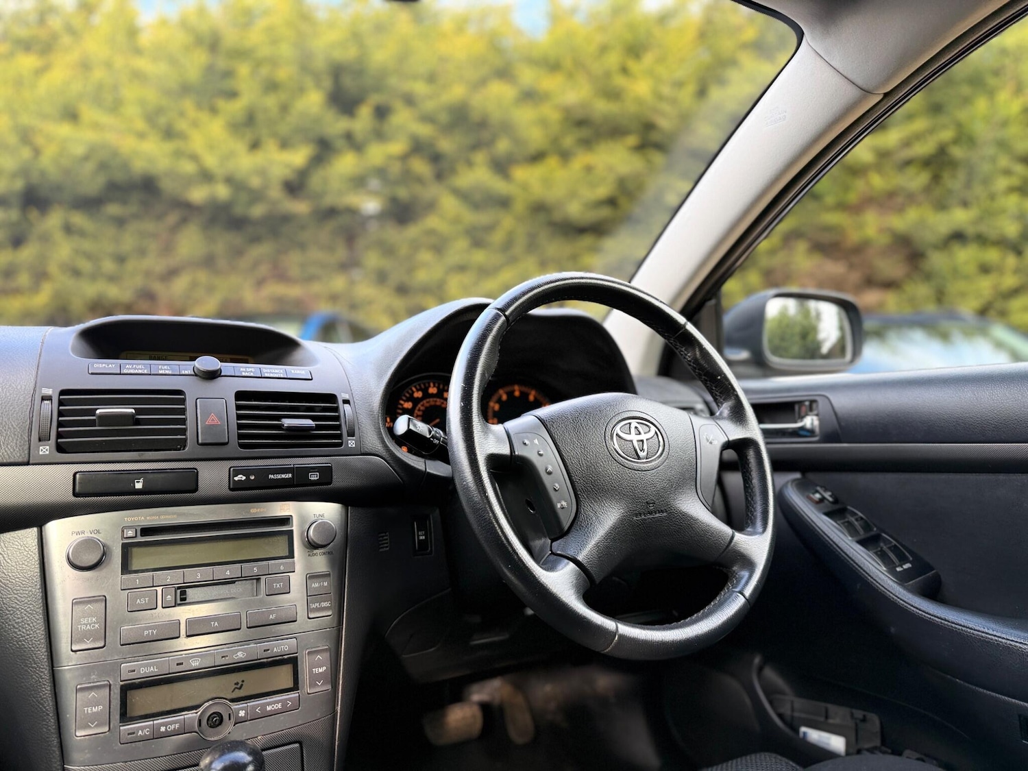 Used Toyota Avensis 2005 for sale - 77637879: Photo 26