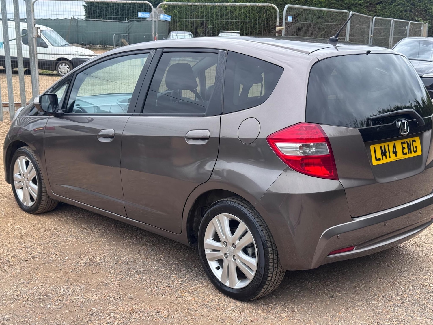 Used Honda Jazz 2014 for sale - 77271345: Photo 16