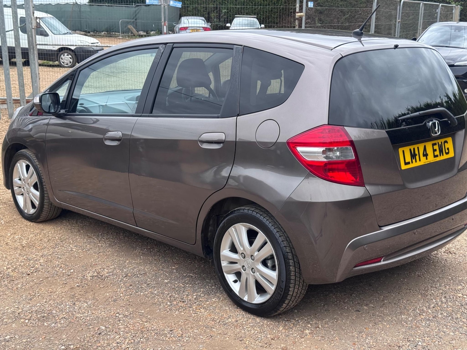 Used Honda Jazz 2014 for sale - 77271345: Photo 18