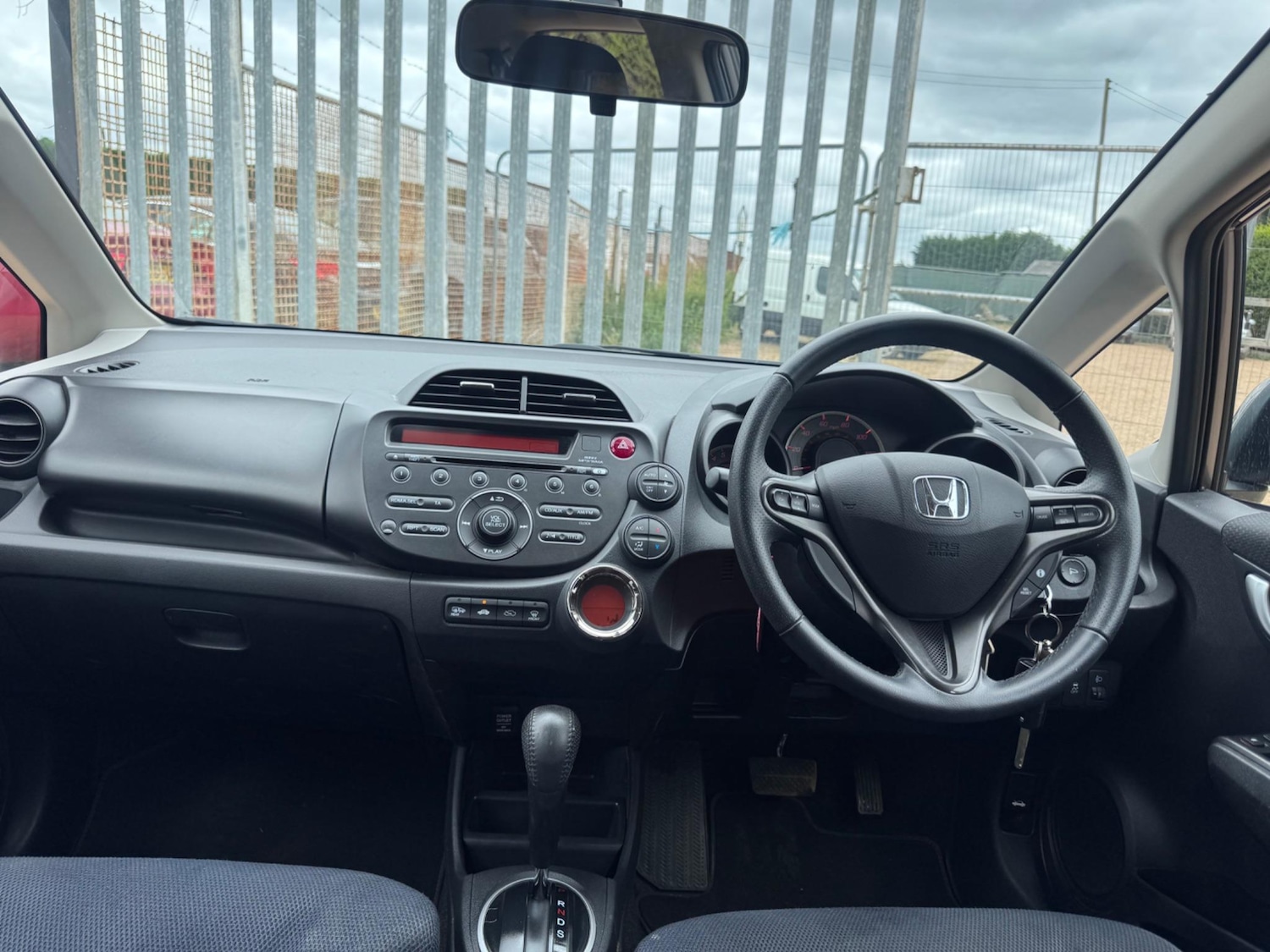 Used Honda Jazz 2014 for sale - 77271345: Photo 23