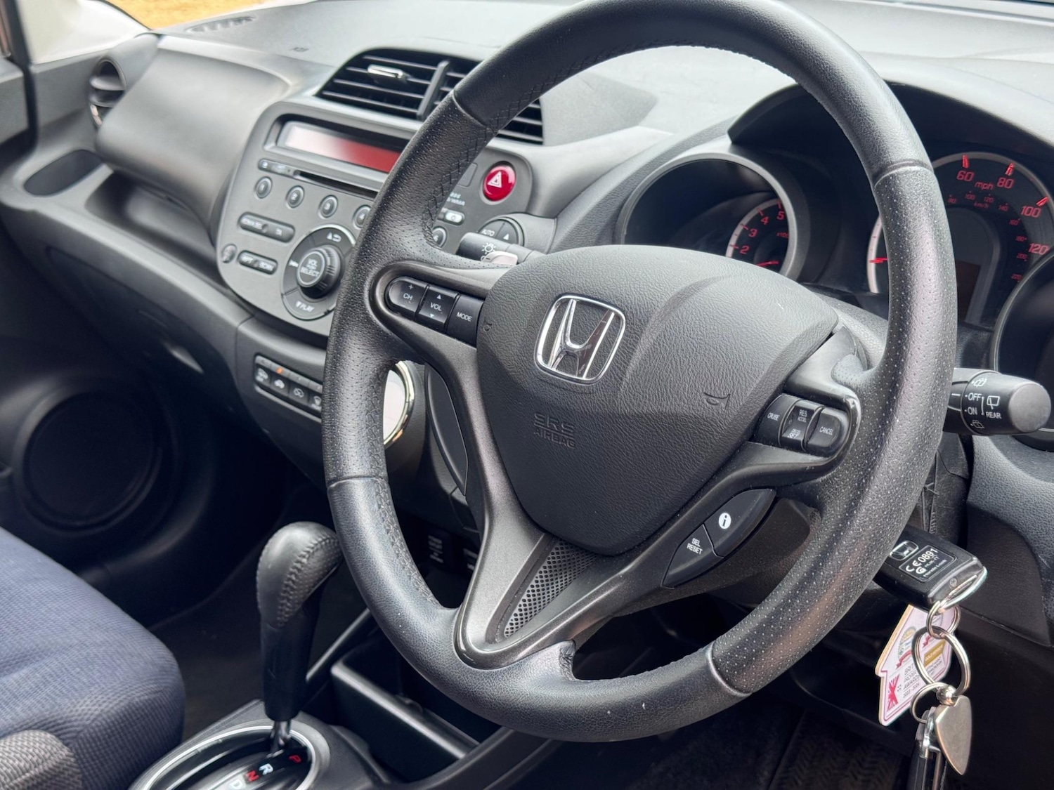 Used Honda Jazz 2014 for sale - 77271345: Photo 27
