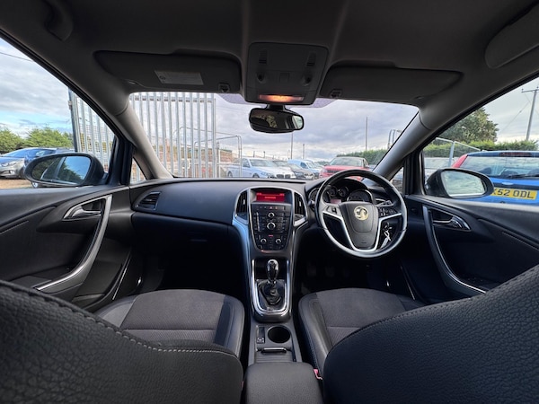 Used Vauxhall Astra 2012 for sale - 75809897: Photo 18