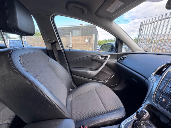 Used Vauxhall Astra 2012 for sale - 75809897: Photo 29