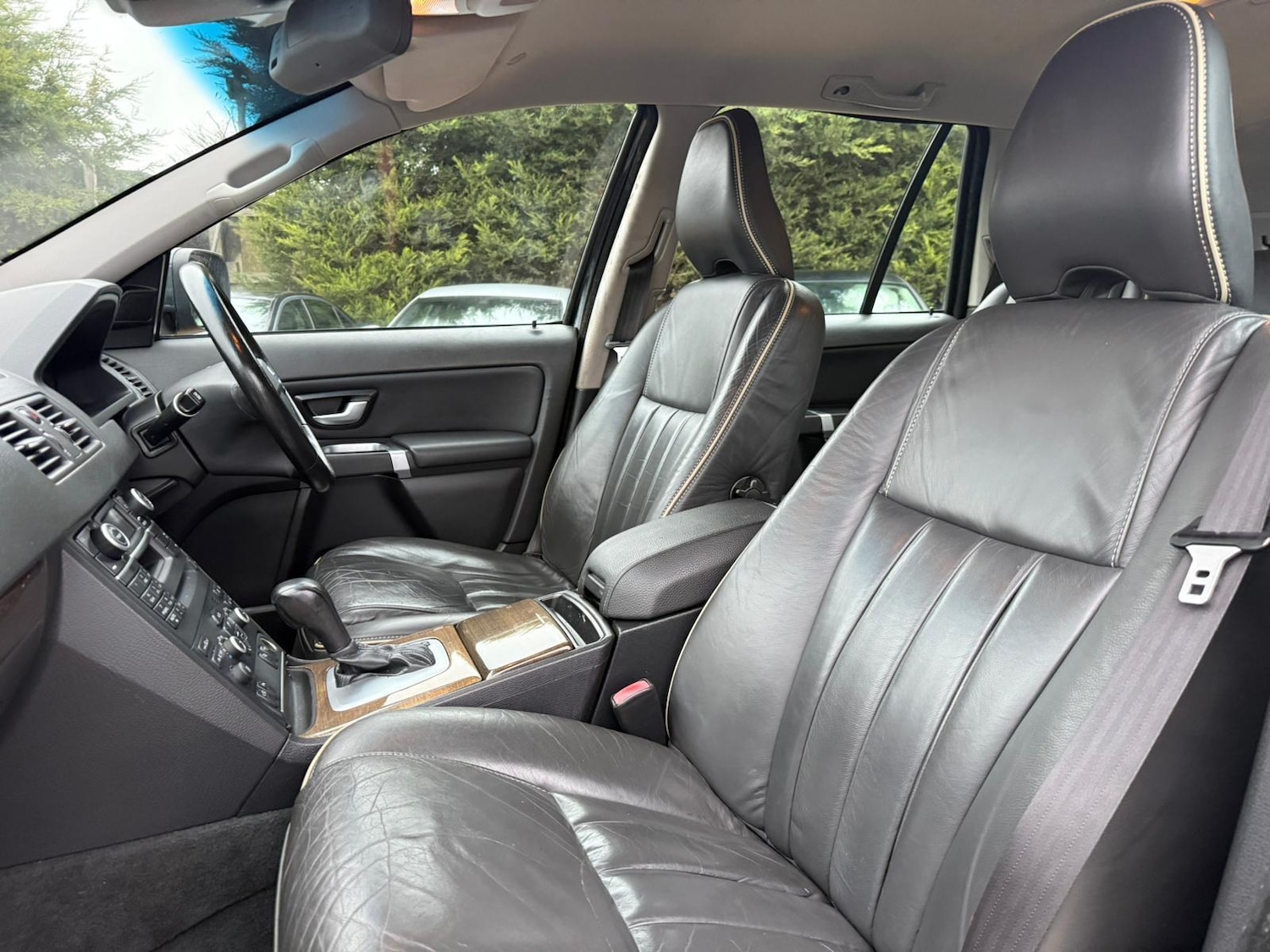 Used Volvo XC90 2010 for sale - 77271348: Photo 25