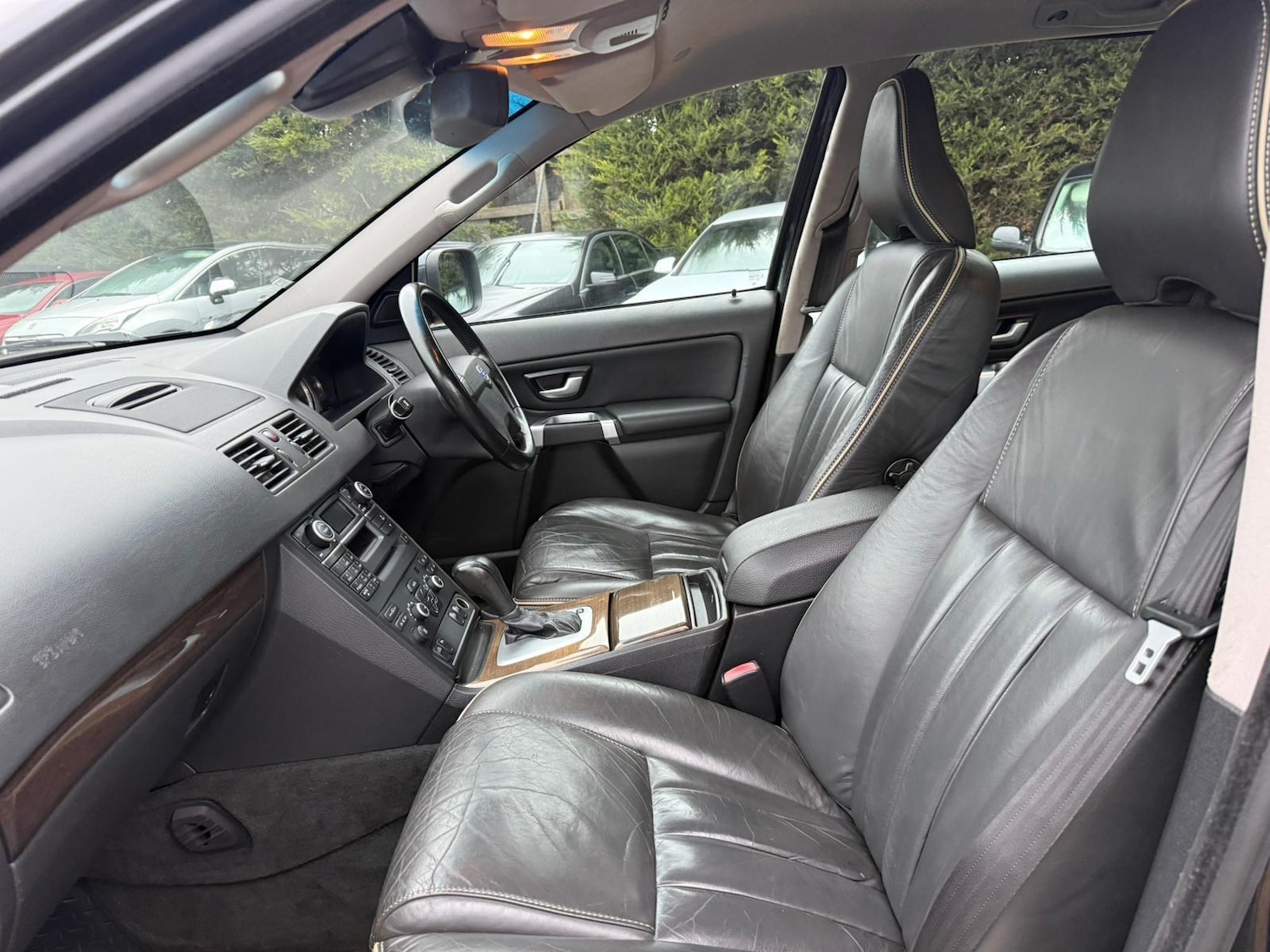 Used Volvo XC90 2010 for sale - 77271348: Photo 47