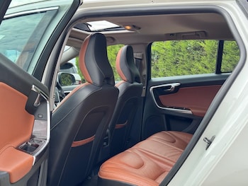 Used Volvo V60 2012 for sale - 75459561: Photo