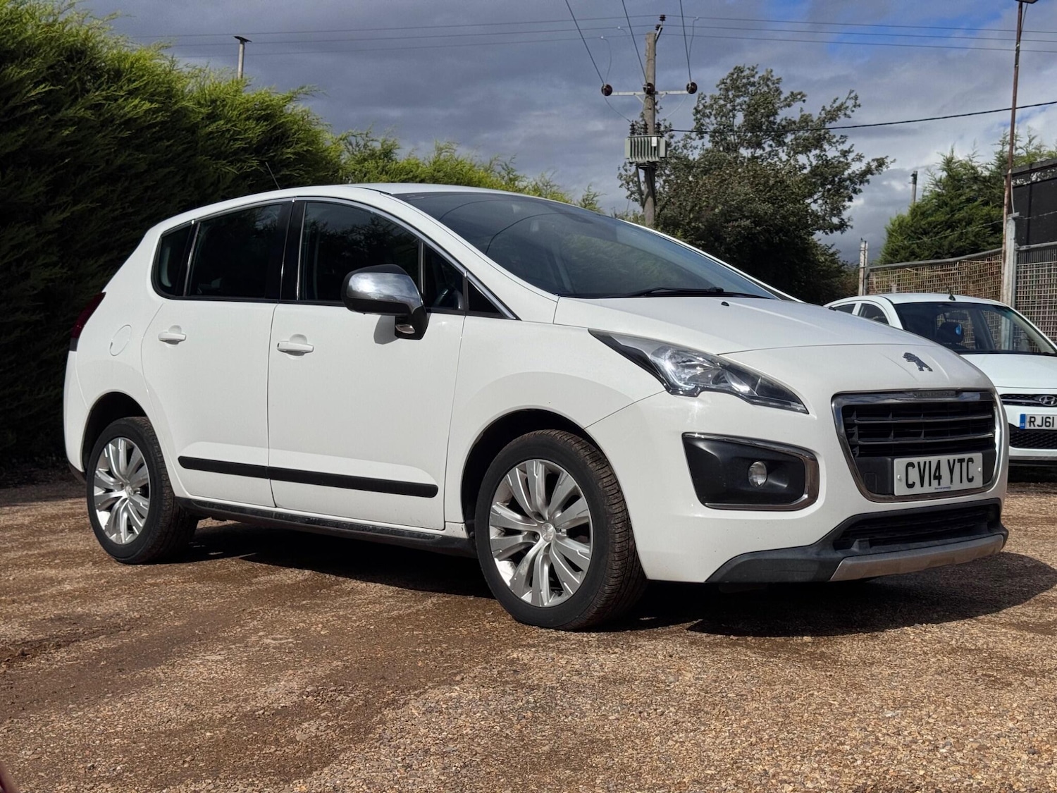 Used Peugeot 3008 2014 for sale - 76989454: Photo 2