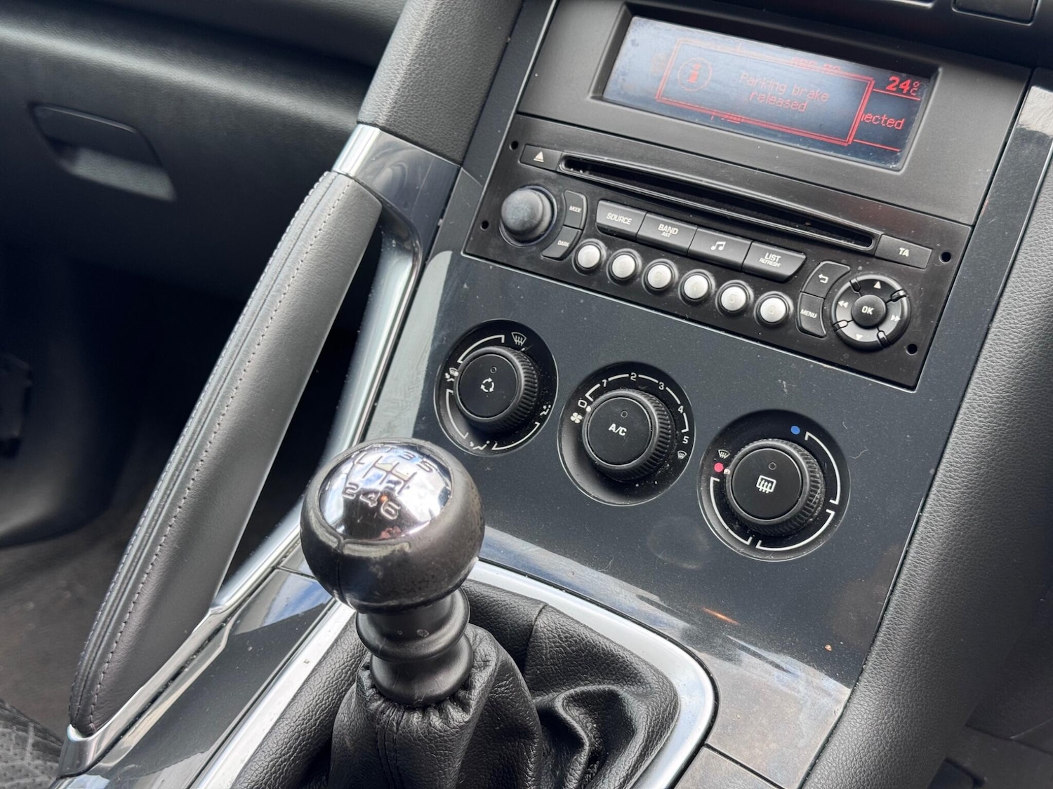 Used Peugeot 3008 2014 for sale - 76989454: Photo 28