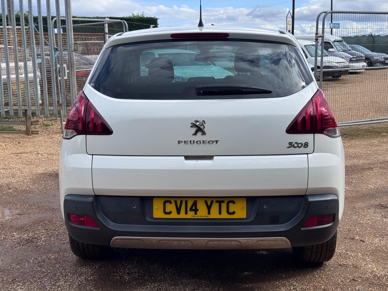 Used Peugeot 3008 2014 for sale - 76989454: Photo 37