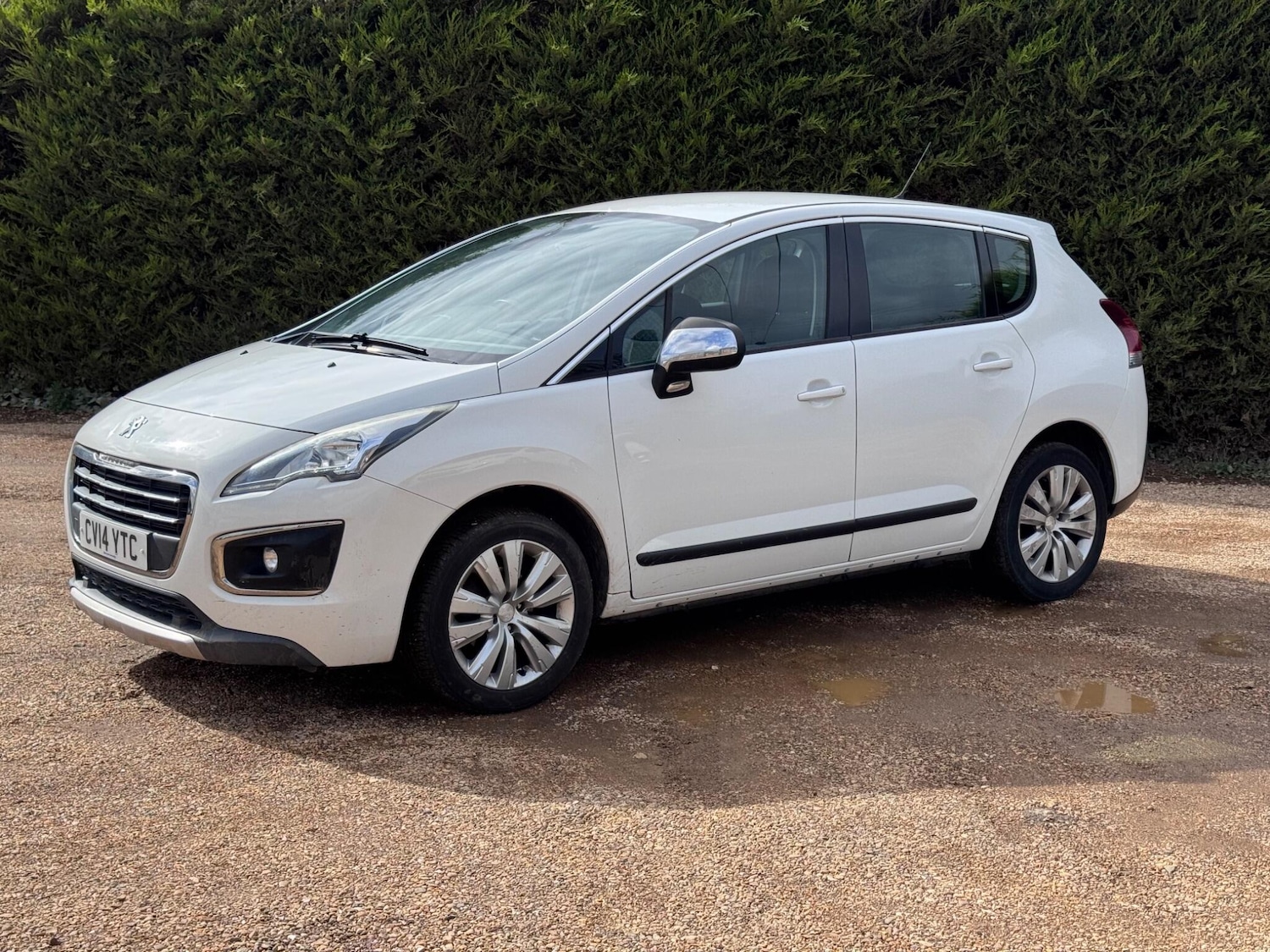 Used Peugeot 3008 2014 for sale - 76989454: Photo 4