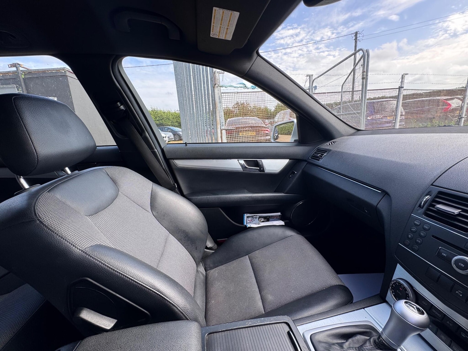 Used Mercedes-Benz C Class 2009 for sale - 76349392: Photo 28