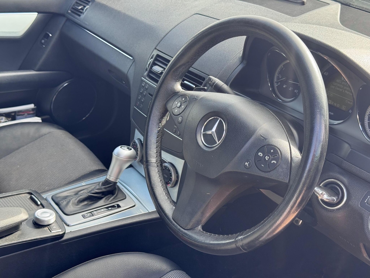 Used Mercedes-Benz C Class 2009 for sale - 76349392: Photo 4