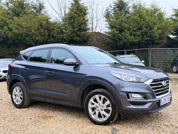 Hyundai TUCSON feature image