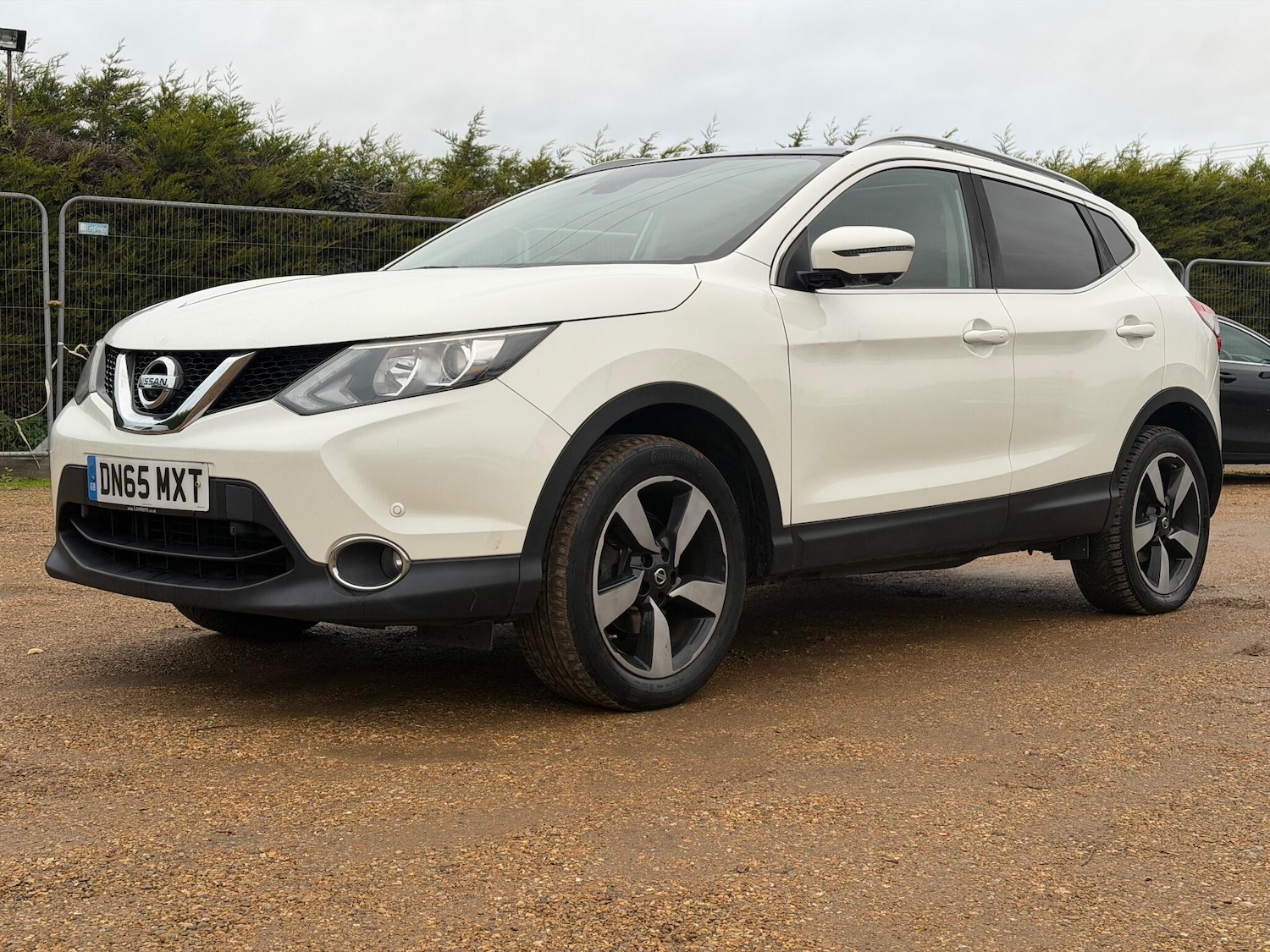 Used Nissan Qashqai 2015 for sale - 77271387: Photo 12