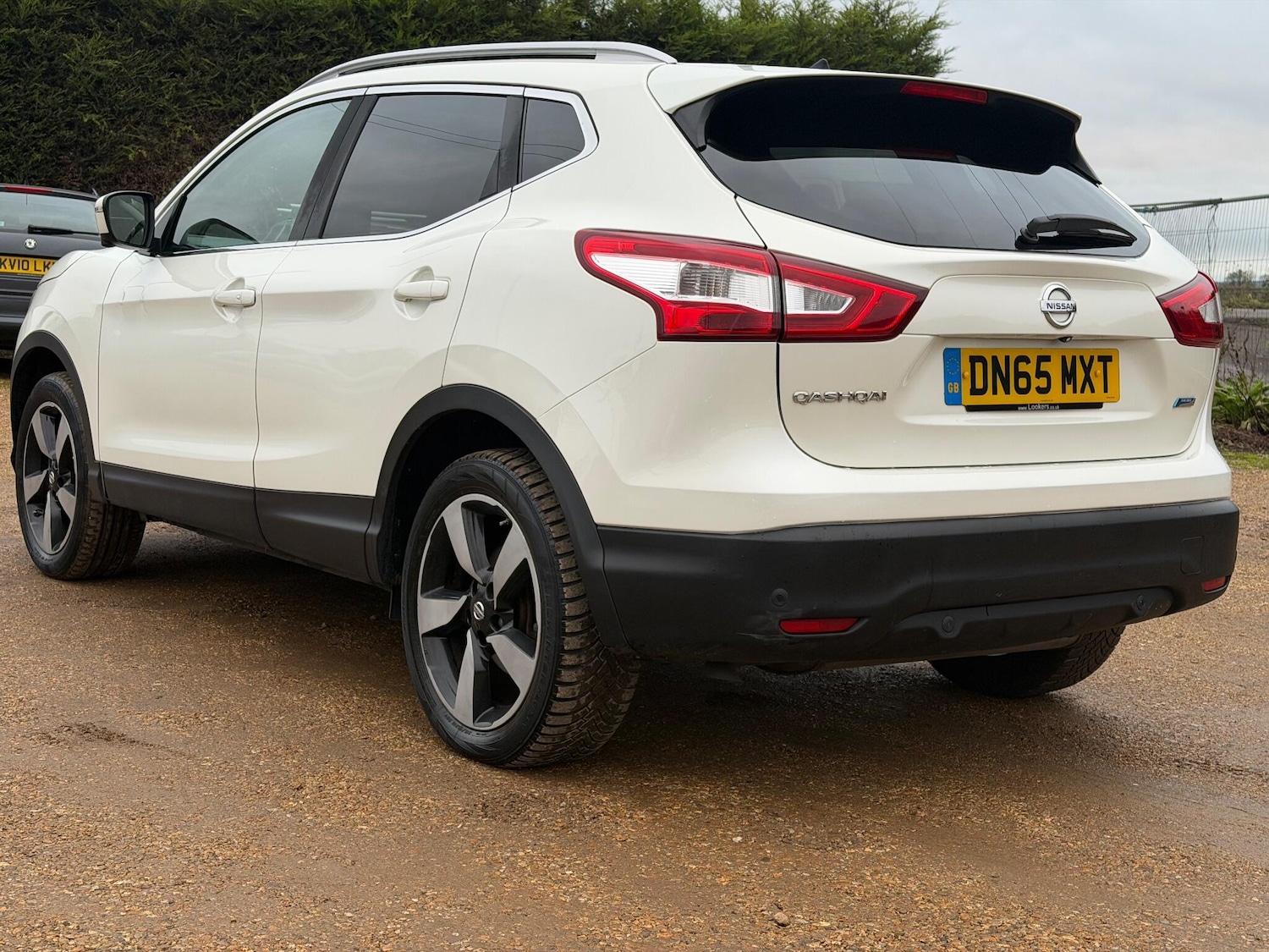 Used Nissan Qashqai 2015 for sale - 77271387: Photo 15