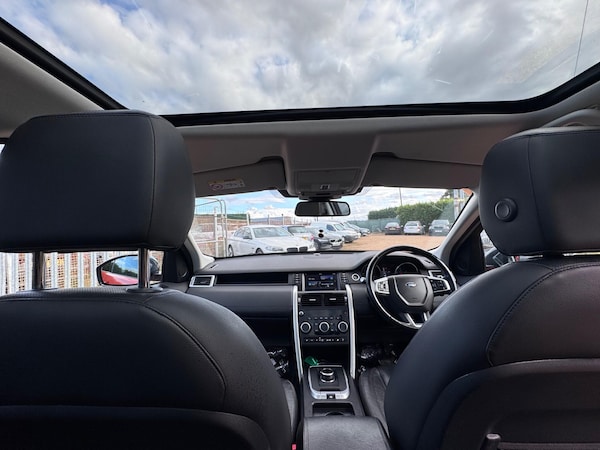 Used Land Rover Discovery Sport 2017 for sale - 75810035: Photo 32