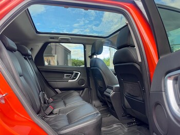 Used Land Rover Discovery Sport 2017 for sale - 75810035: Photo