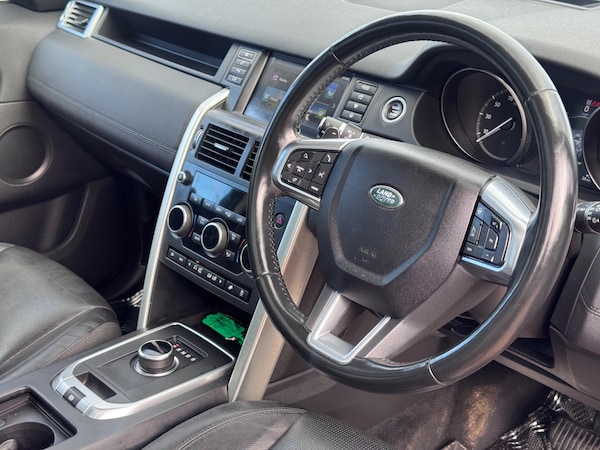 Used Land Rover Discovery Sport 2017 for sale - 75810035: Photo 40