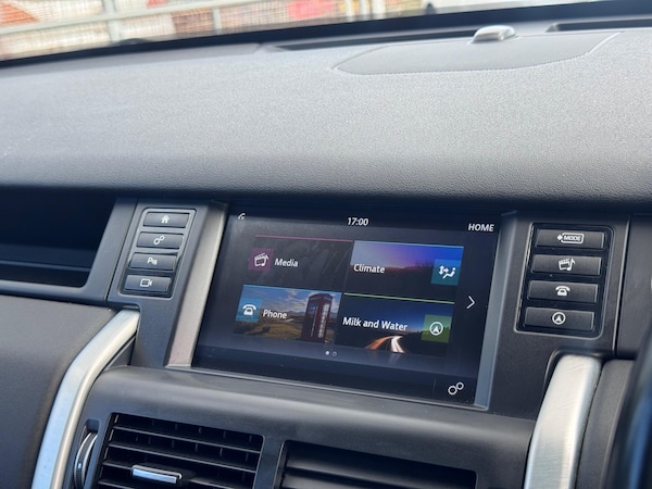 Used Land Rover Discovery Sport 2017 for sale - 75810035: Photo 43